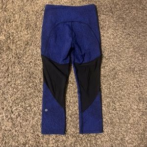 Lululemon women’s gym work out leggings  pants size 4